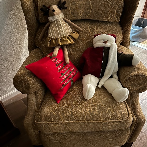 Woof & Poof Musical Snowman an his companion Ms. Reindeer and Pillow - Picture 3 of 3